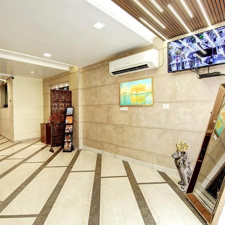 Hotel Neu Villa - Near Connaught Place & New Delhi Railway Station Екстер'єр фото