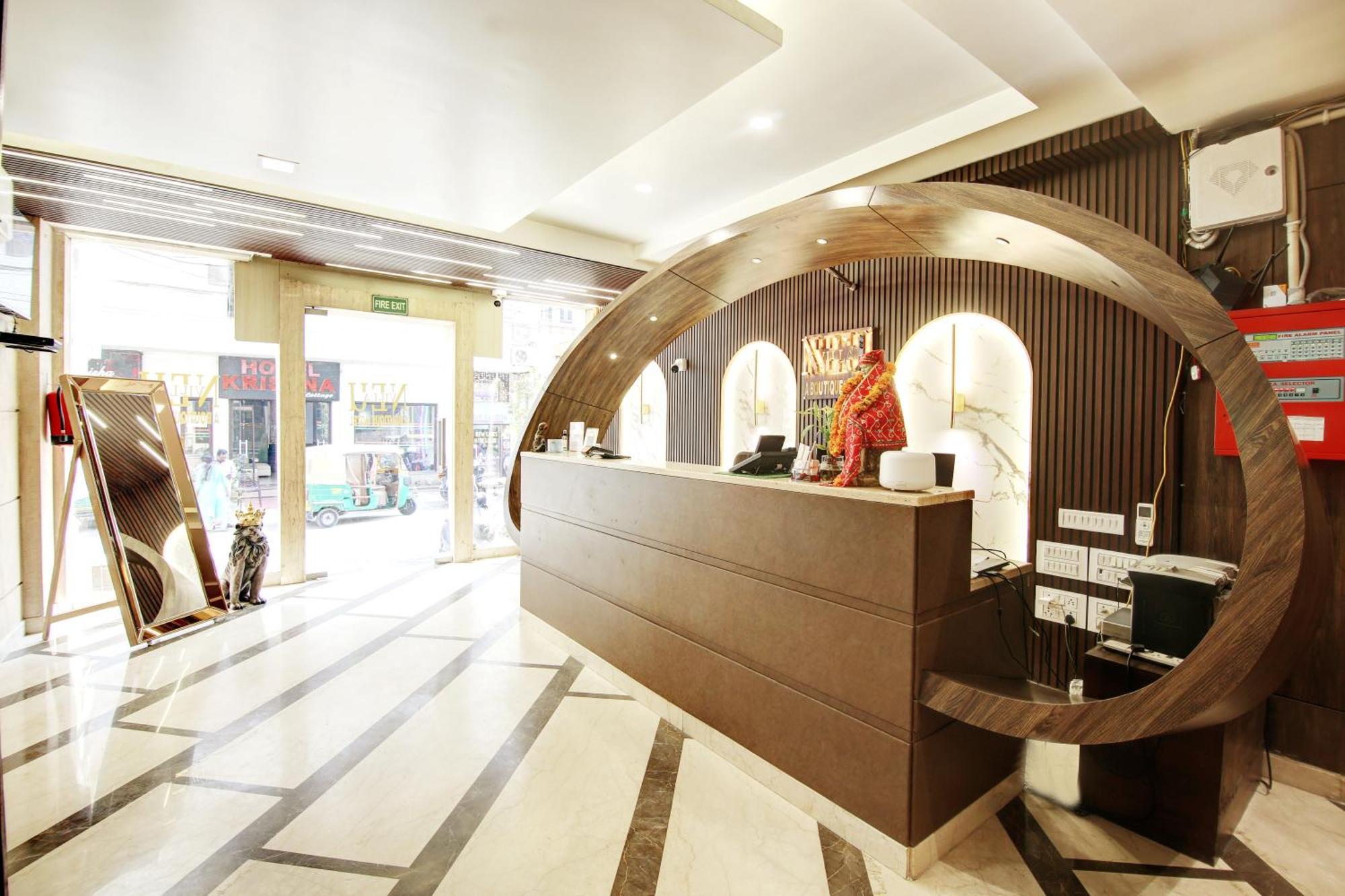 Hotel Neu Villa - Near Connaught Place & New Delhi Railway Station Екстер'єр фото