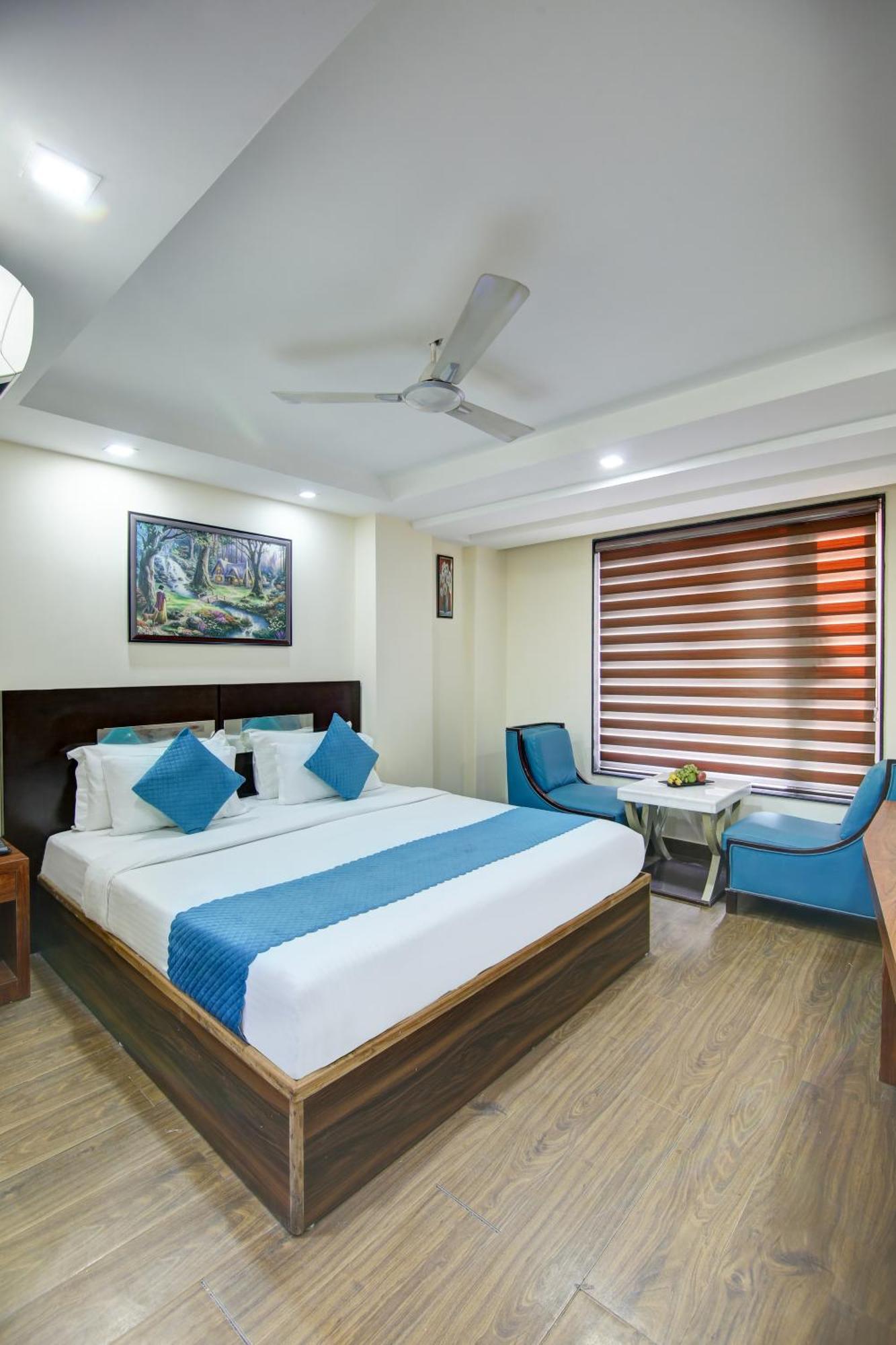 Hotel Neu Villa - Near Connaught Place & New Delhi Railway Station Екстер'єр фото