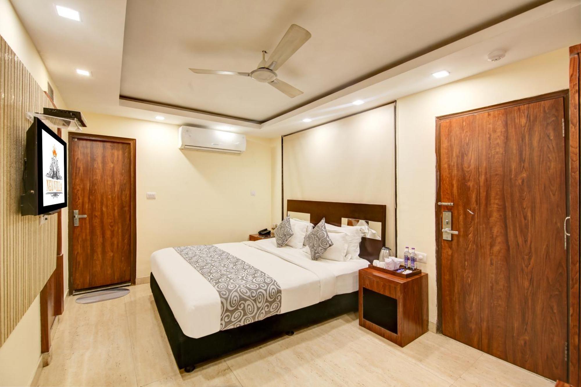 Hotel Neu Villa - Near Connaught Place & New Delhi Railway Station Екстер'єр фото
